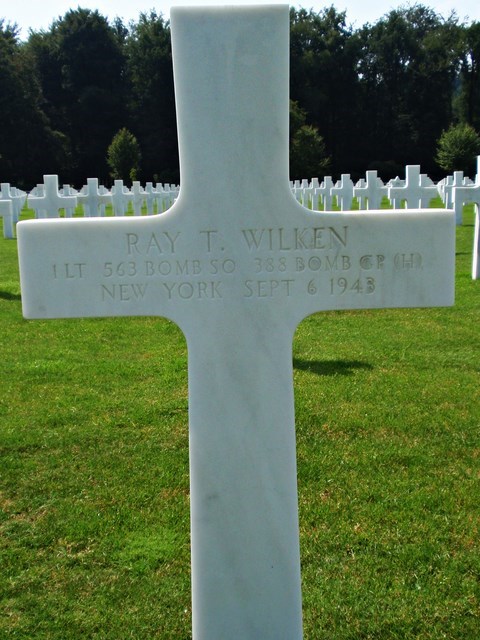 Tombe 2Lt Wilken