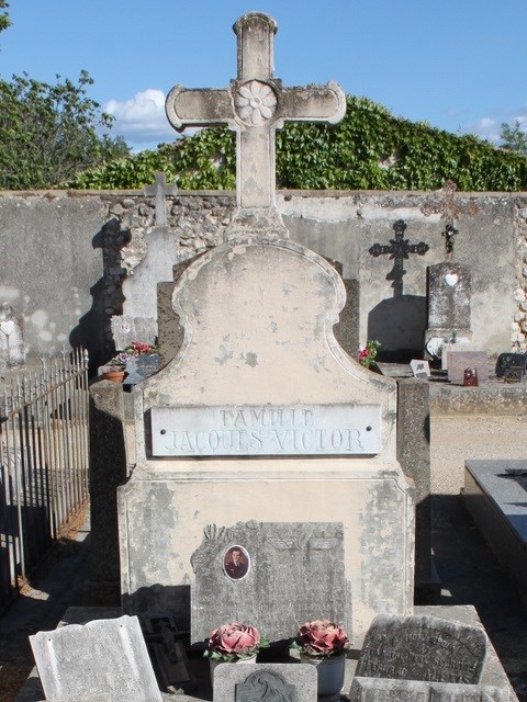 Tombe S/Lt Jacques