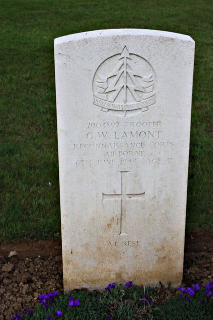 Tombe Troop Lamont