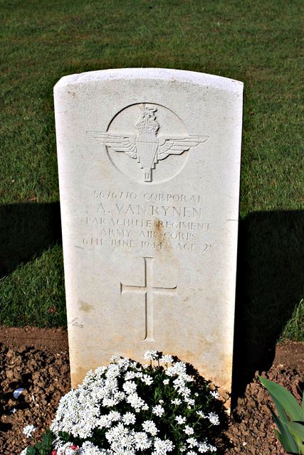 Photo Cpl Van Rynen