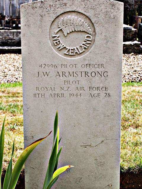 Tombe P/O Armstrong - Cim Com Méharicourt (80) Tombe P/O Armstrong