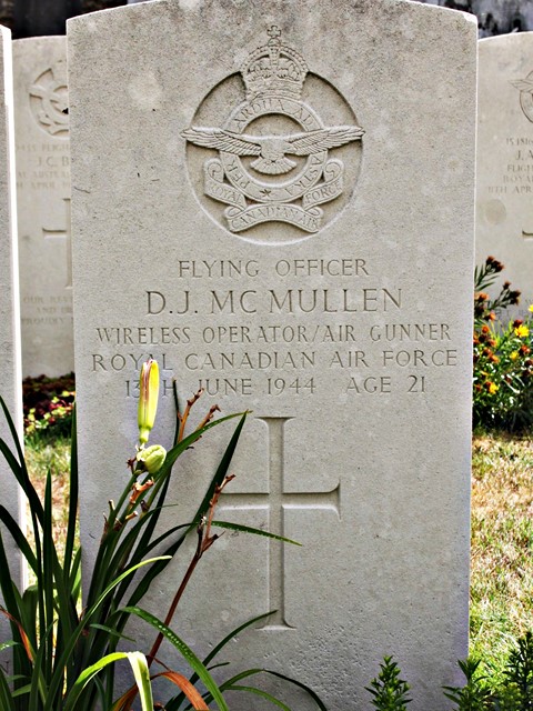 Tombe F/O McMullen