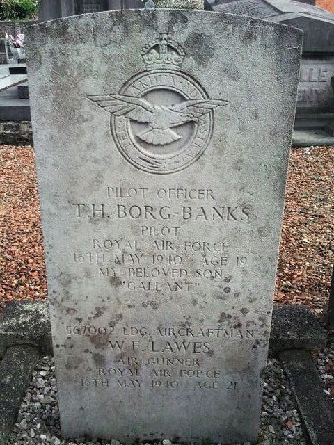 Tombe jointe P/O Borg-Banks - LAC Lawes