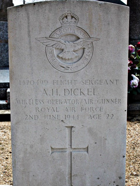 Tombe F/Sgt Dickel