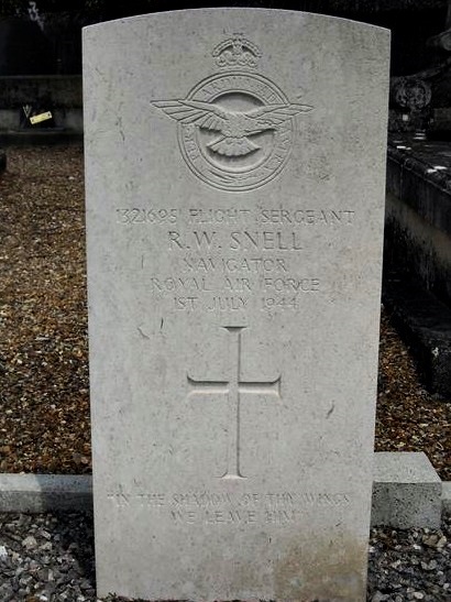 Tombe F/Sgt Snell