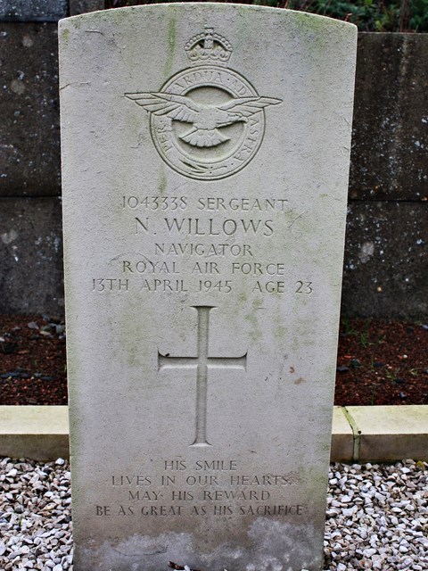 Tombe Sgt Willows