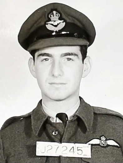F/Lt John William Lippert