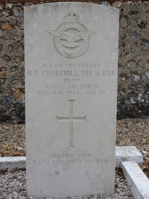 Tombe F/Lt Churchill