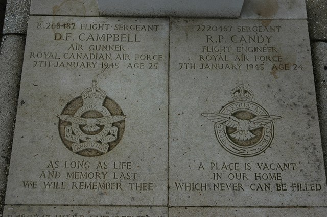 Tombe jointe F/Sgt Campbell / Sgt Candy