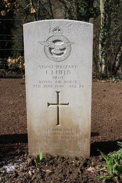 Tombe Sgt Field