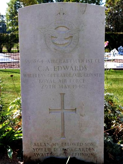 Tombe AC1 Edwards