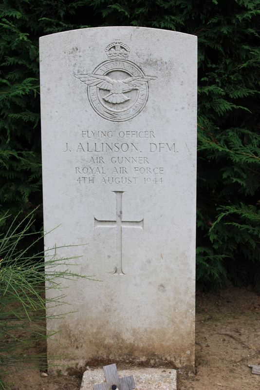 Tombe F/O Allinson