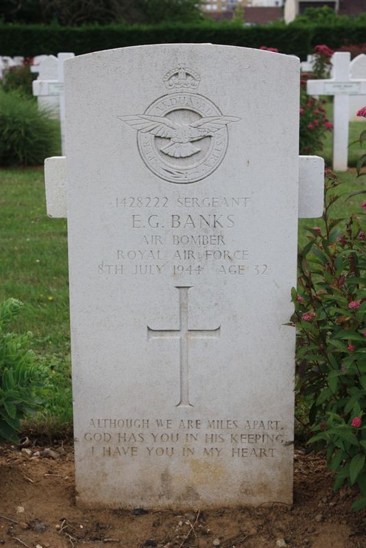 Tombe Sgt Banks