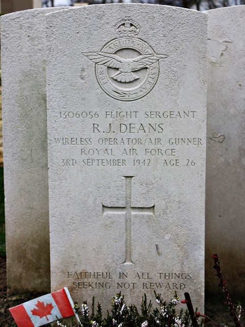 Tombe F/Sgt Deans