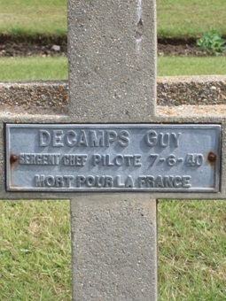 Tombe Sgt/C Decamps