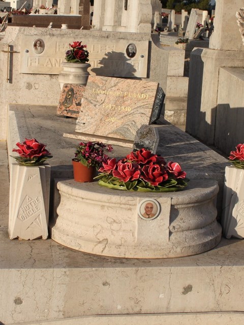 Tombe S/Lt Flandi