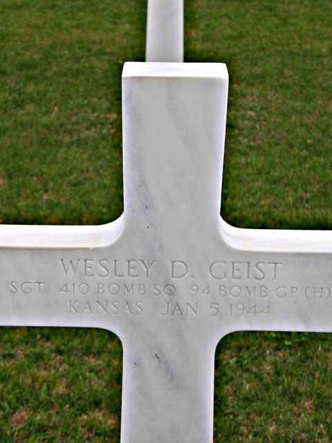 Tombe Sgt Wesley D Geist