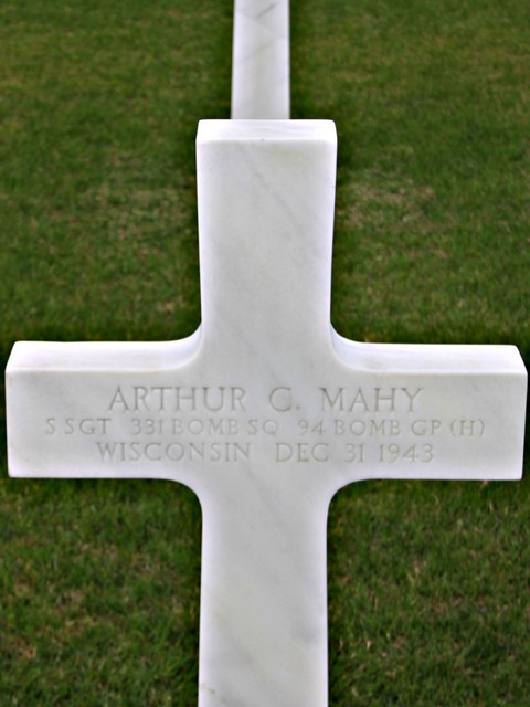 Tombe S/Sgt Mahy