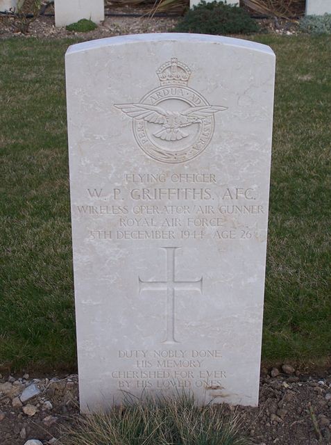 Tombe F/O Griffiths