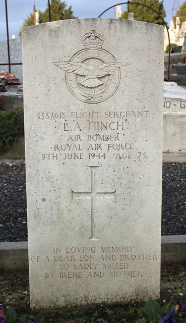 Tombe F/Sgt Hinch