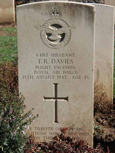 Tombe Sgt Davies