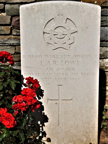Tombe W/O Leslie Lowe