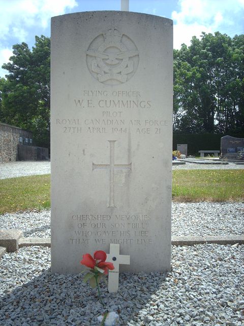 Tombe F/O Cummings