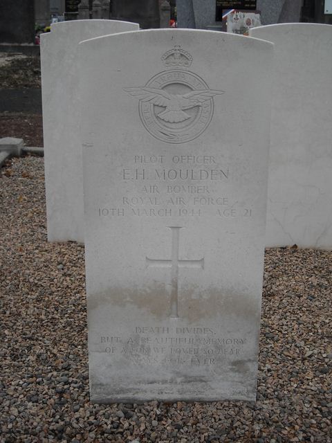 Tombe P/O Moulden